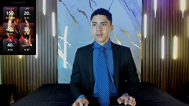 Snapshot of LiamNovak chatting on November 21, 2025, 12:04 pm LiamNovak online show from November 21, 2025, 12:04 pm