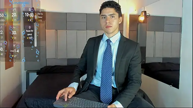 Snapshot of LiamNovak chatting on January 13, 2026, 12:09 pm LiamNovak online show from January 13, 2026, 12:09 pm