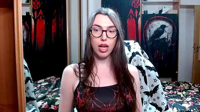 bluerose00 online show from November 7, 2025, 9:41 pm