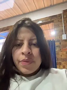 ShyVibes  online show from November 2, 2025, 7:41 pm