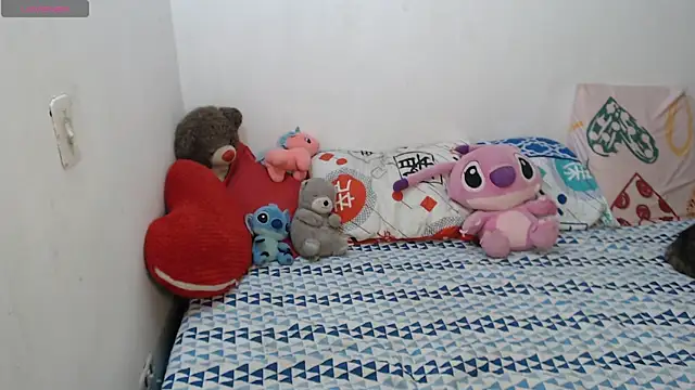 Snapshot of Pocahontas_Princess_ chatting on July 16, 2026, 5:54 pm Pocahontas Princess online show from July 16, 2026, 5:54 pm