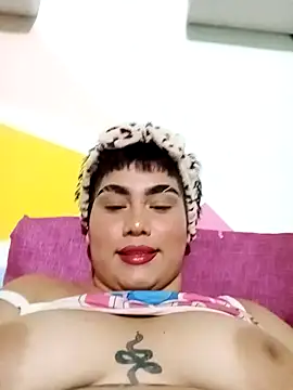 Snapshot of Marilin_Jessie chatting on November 17, 2025, 8:24 pm Marilin Jessie online show from November 17, 2025, 8:24 pm