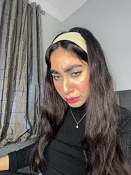 Meryem Queen online show from March 14, 2026, 9:43 pm