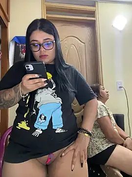 alissonfernandez  online show from January 12, 2026, 10:14 pm