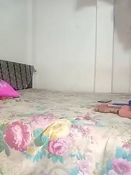 Aashixxx12 online show from September 11, 2025, 12:43 am