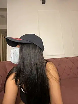 Emmy kapoor online show from January 29, 2025, 12:22 am