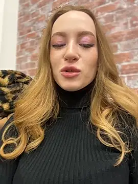  AngelMoon  online show from November 29, 2025, 3:50 am