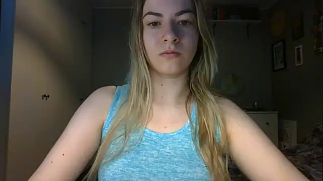 Snapshot of ROSIEx_sweet chatting on April 10, 2026, 6:42 am ROSIEx sweet online show from April 10, 2026, 6:42 am