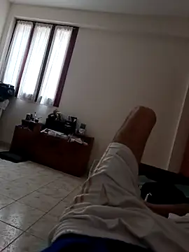 Snapshot of Loytder chatting on April 2, 2026, 12:34 pm Loytder online show from April 2, 2026, 12:34 pm