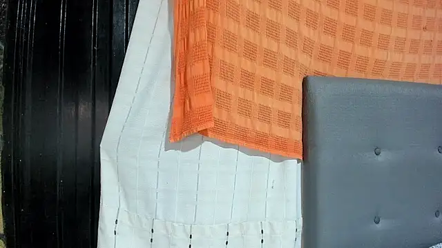 angela nix online show from October 26, 2025, 3:18 am