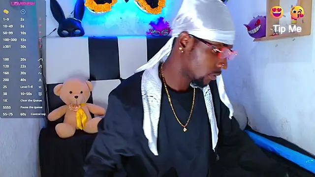 Aroonpapisex online show from March 19, 2026, 4:12 am