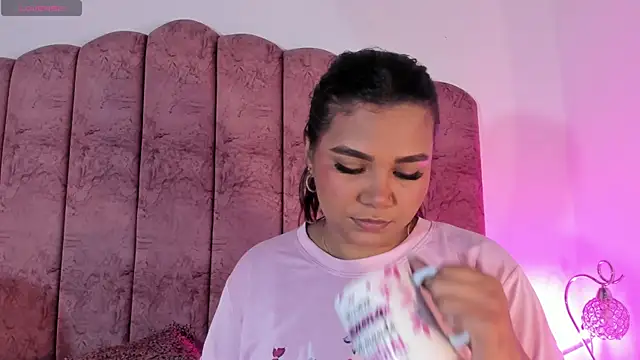 Carolina Evanss online show from December 21, 2025, 3:52 am