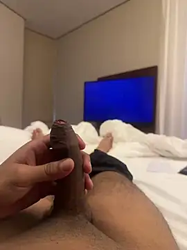 Themonsterdick77 online show from February 3, 2025, 12:47 pm