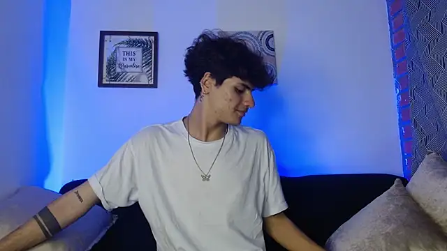 Themilow online show from February 13, 2025, 3:18 am