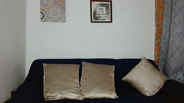 Themilow online show from March 11, 2025, 7:35 am