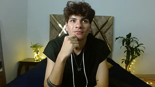 Themilow online show from January 28, 2025, 3:57 am