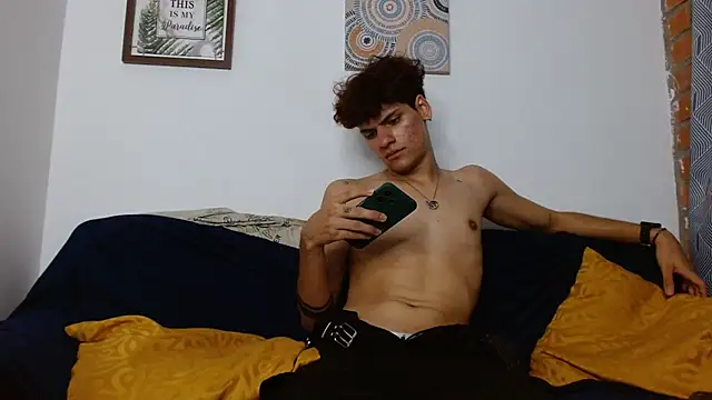 Themilow online show from January 17, 2025, 6:47 am