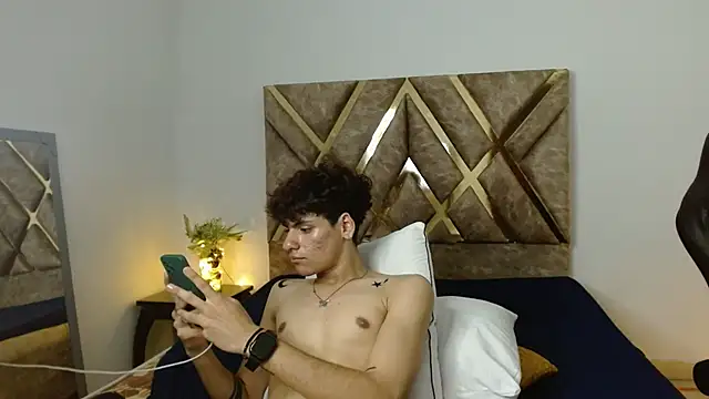 Themilow online show from January 22, 2025, 6:42 am