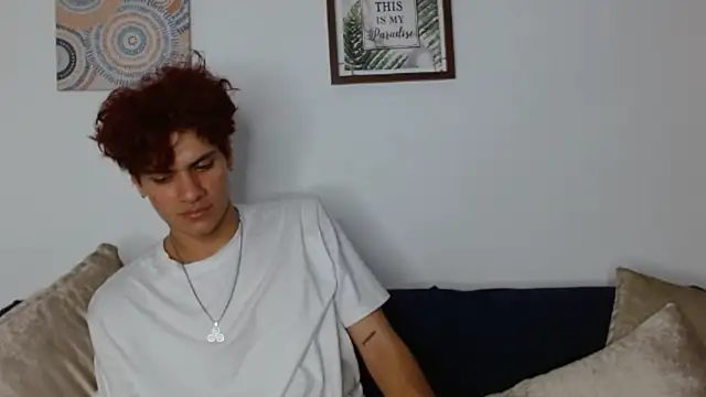 Themilow online show from March 6, 2025, 4:08 am