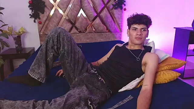 Themilow online show from December 30, 2024, 4:42 am