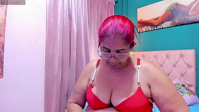 renata milf  online show from January 17, 2026, 11:47 am