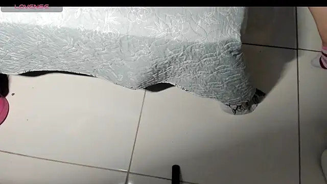 AshleyandTyler online show from December 17, 2025, 11:32 pm