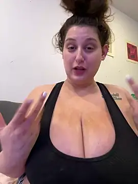 Snapshot of delinadelray chatting on January 30, 2025, 3:29 pm delinadelray online show from January 30, 2025, 3:29 pm