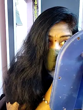 Snapshot of RomeoJuliet345 chatting on February 7, 2026, 8:00 am RomeoJuliet345 online show from February 7, 2026, 8:00 am