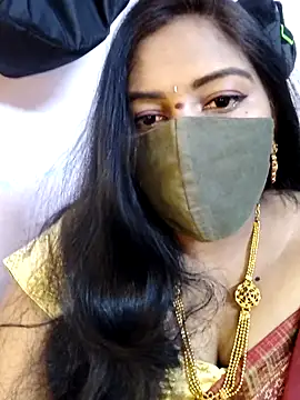 RomeoJuliet345 online show from March 13, 2026, 2:00 pm