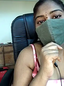 RomeoJuliet345 online show from March 19, 2026, 6:19 pm