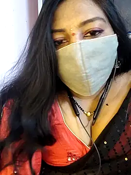 Snapshot of RomeoJuliet345 chatting on March 3, 2026, 11:39 am RomeoJuliet345 online show from March 3, 2026, 11:39 am