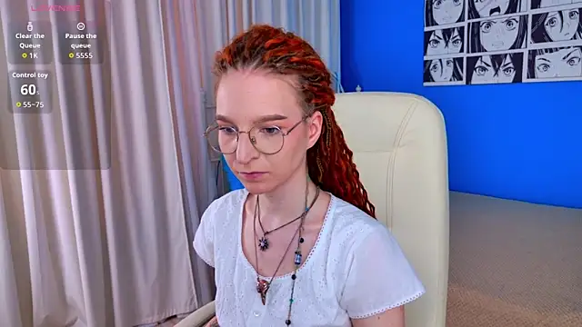 Snapshot of VioletShine chatting on May 9, 2026, 12:30 pm VioletShine online show from May 9, 2026, 12:30 pm