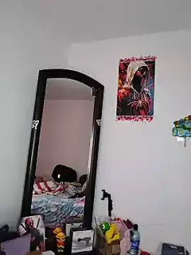 Snapshot of Queenjenn__ chatting on July 8, 2026, 5:24 pm Queenjenn online show from July 8, 2026, 5:24 pm