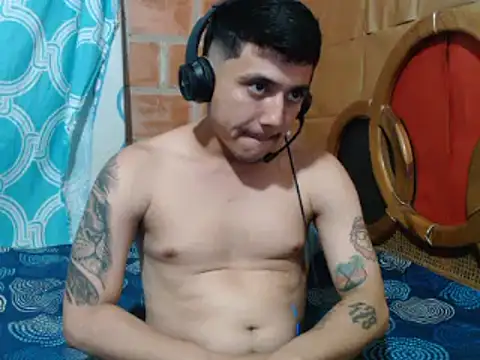 Snapshot of Horny_dirty_boy chatting on December 6, 2024, 11:30 pm Horny dirty boy online show from December 6, 2024, 11:30 pm