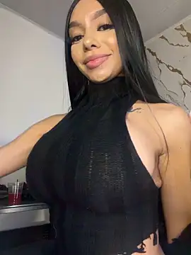 Snapshot of Tiffanny chatting on June 9, 2026, 7:04 pm Tiffanny online show from June 9, 2026, 7:04 pm