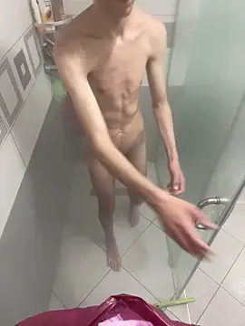 zizou 19 online show from December 9, 2024, 12:01 am