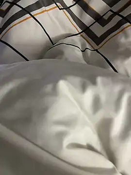 zizou 19 online show from December 27, 2024, 1:53 am