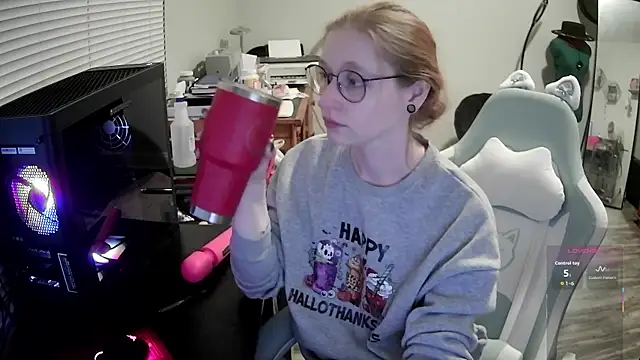 LilyFoxxx online show from March 2, 2026, 6:14 am