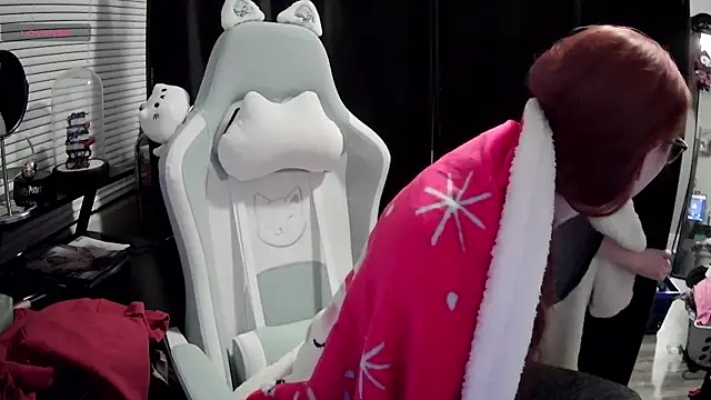 LilyFoxxx online show from February 15, 2025, 5:09 am