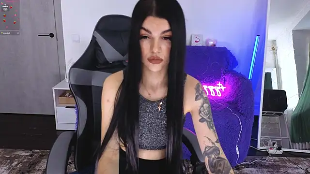 Tiffany lab online show from November 23, 2025, 10:58 am