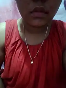 Snapshot of Super-Couple chatting on February 13, 2026, 11:32 am Super-Couple online show from February 13, 2026, 11:32 am