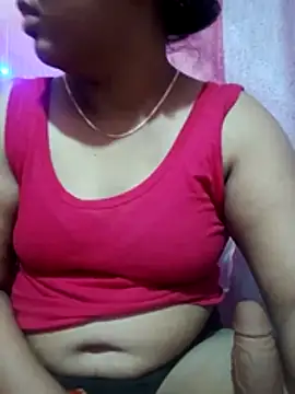 Snapshot of Super-Couple chatting on December 4, 2025, 9:47 pm Super-Couple online show from December 4, 2025, 9:47 pm