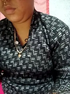 Snapshot of Super-Couple chatting on December 23, 2025, 8:35 am Super-Couple online show from December 23, 2025, 8:35 am