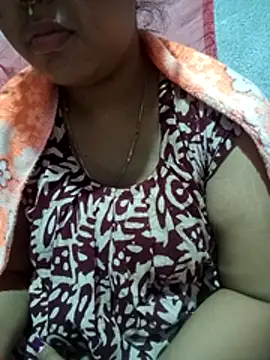 Snapshot of Super-Couple chatting on December 18, 2025, 4:28 am Super-Couple online show from December 18, 2025, 4:28 am