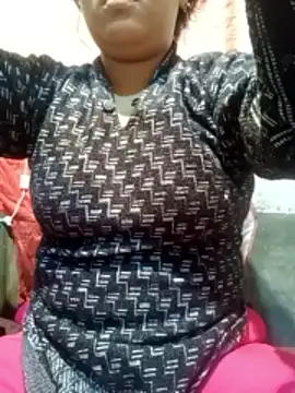 Snapshot of Super-Couple chatting on December 22, 2025, 8:31 pm Super-Couple online show from December 22, 2025, 8:31 pm