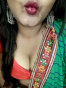 Snapshot of NOTY-LOVE-05 chatting on April 8, 2026, 3:35 pm NOTY-LOVE-05 online show from April 8, 2026, 3:35 pm