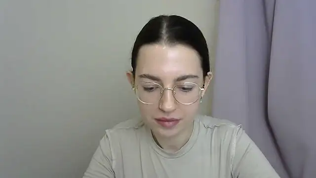 Snapshot of Dekky_terren chatting on December 2, 2024, 11:29 am Dekky terren online show from December 2, 2024, 11:29 am