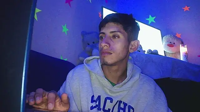 Snapshot of BIG_cockpether chatting on March 23, 2025, 7:42 am BIG cockpether online show from March 23, 2025, 7:42 am