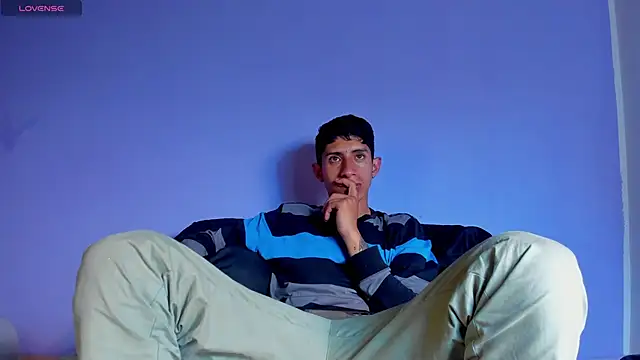 Snapshot of BIG_cockpether chatting on December 16, 2025, 11:03 am BIG cockpether online show from December 16, 2025, 11:03 am