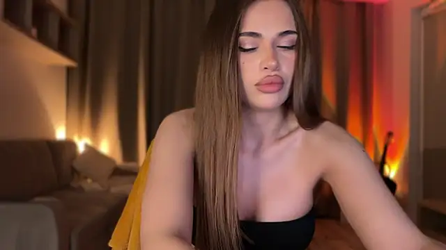 Snapshot of Julia_RL chatting on May 6, 2026, 6:56 pm Julia RL online show from May 6, 2026, 6:56 pm